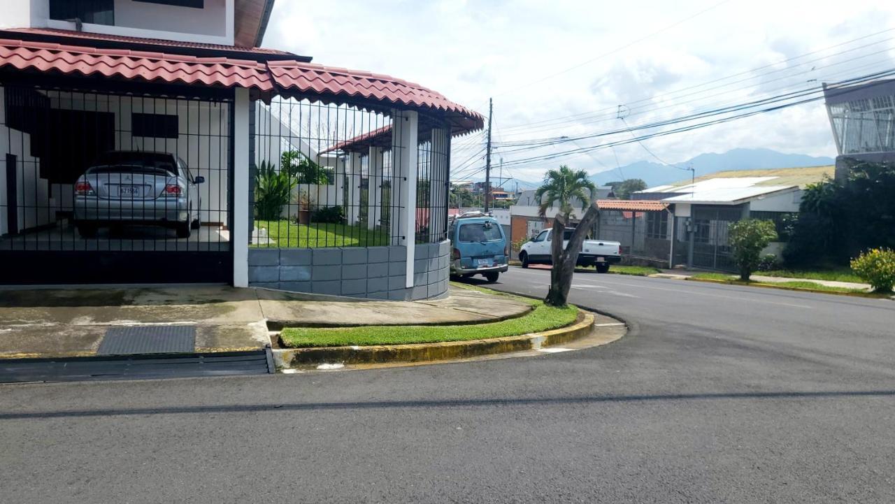 Don Carlos Place Upper Unit Alajuela Kültér fotó