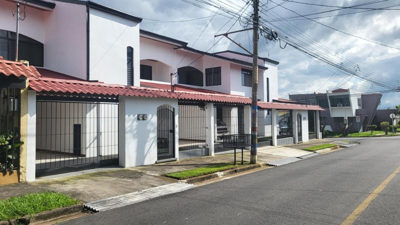 Don Carlos Place Upper Unit Alajuela Kültér fotó