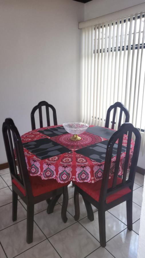 Don Carlos Place Upper Unit Alajuela Kültér fotó